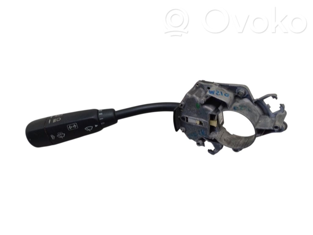 Mercedes-Benz E W210 Wiper control stalk 