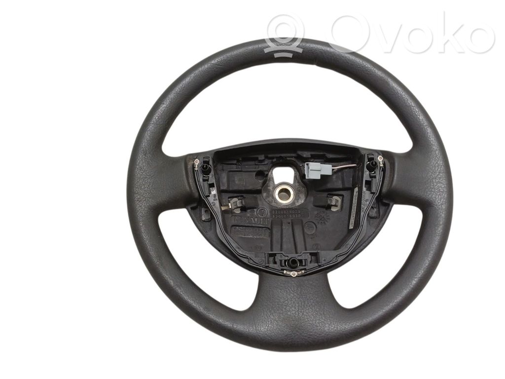 Renault Clio III Steering wheel 