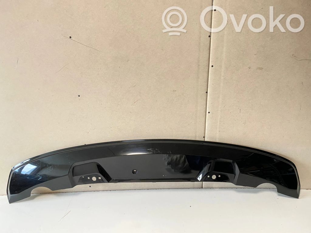 Volvo XC40 Нижняя часть бампера 