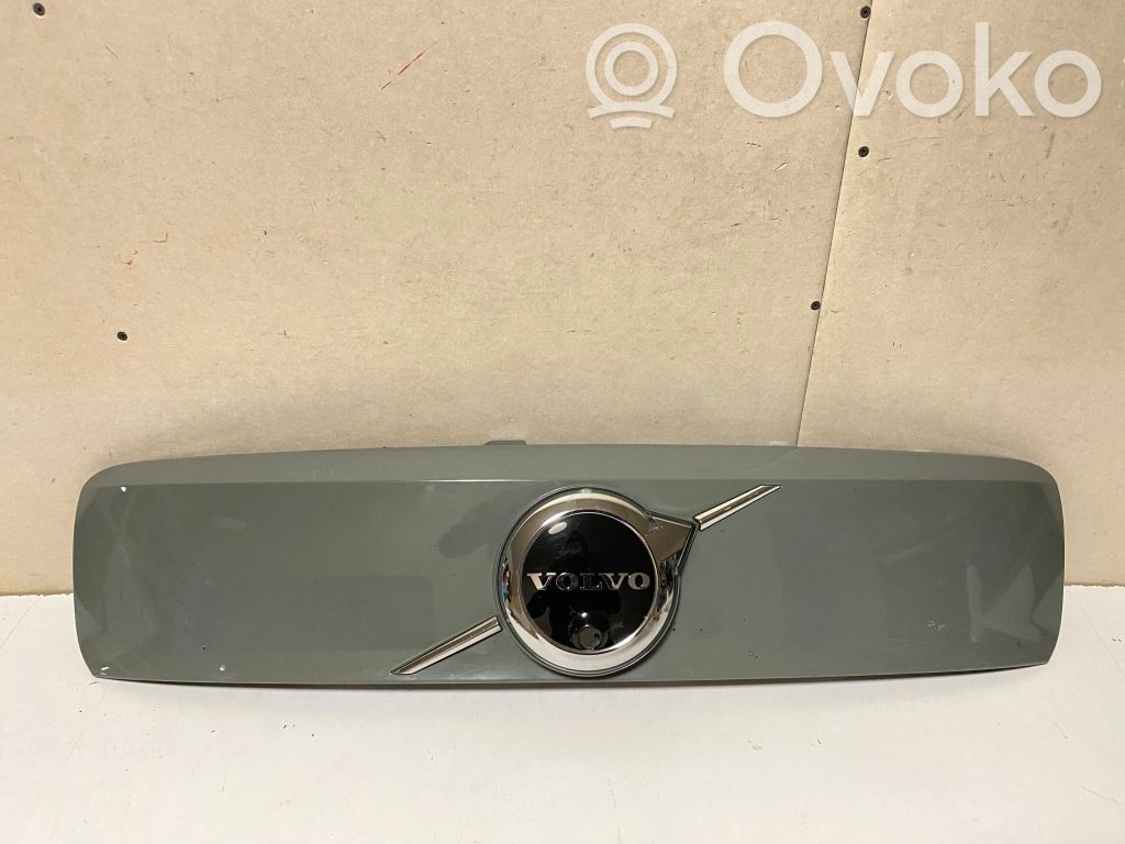 Volvo C40 Front grill 