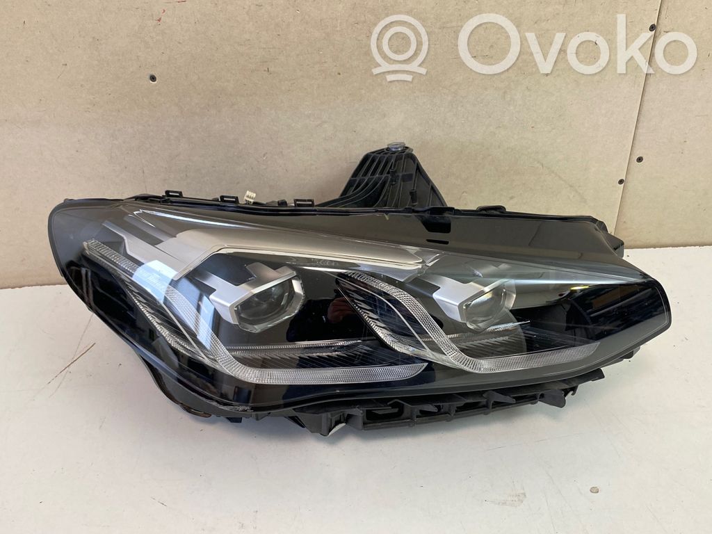 BMW 2 Active Tourer U06 Headlight/headlamp 