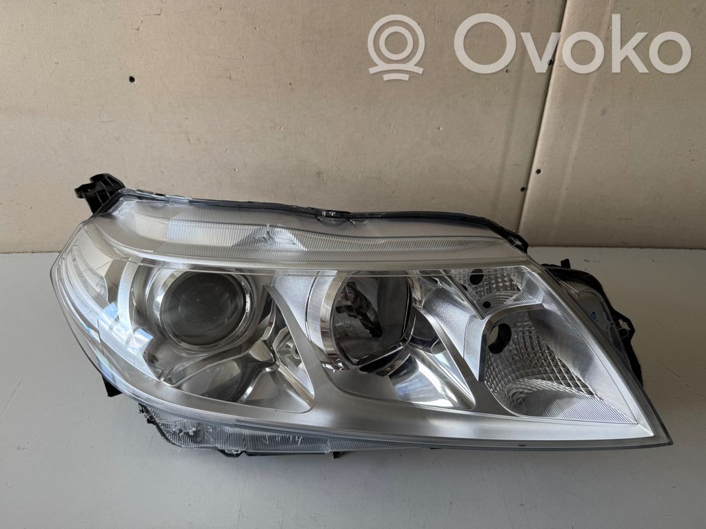Suzuki Vitara (LY) Передняя фара 