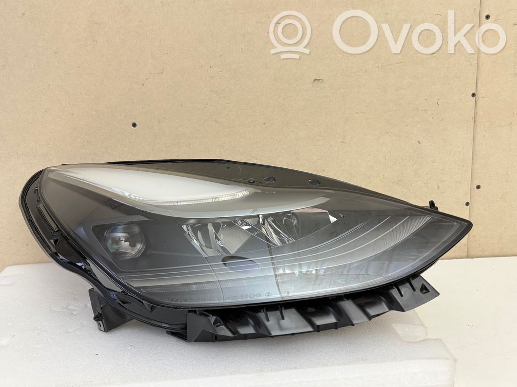 Tesla Model 3 Headlight/headlamp 