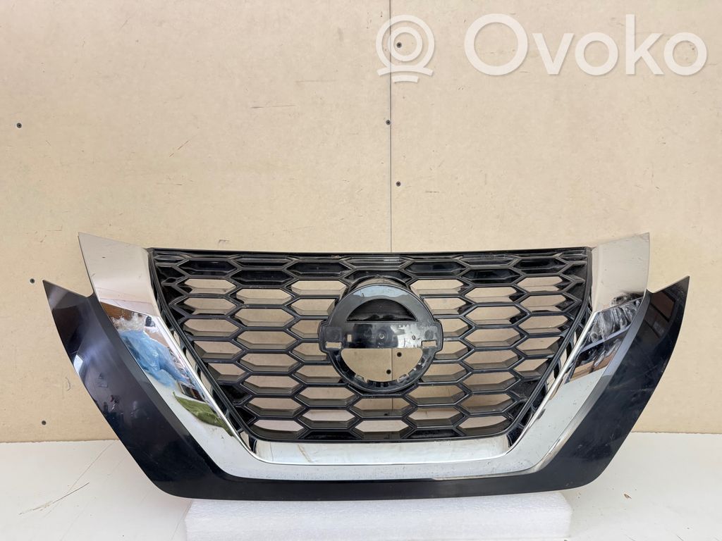 Nissan Juke II F16 Maskownica / Grill / Atrapa górna chłodnicy 