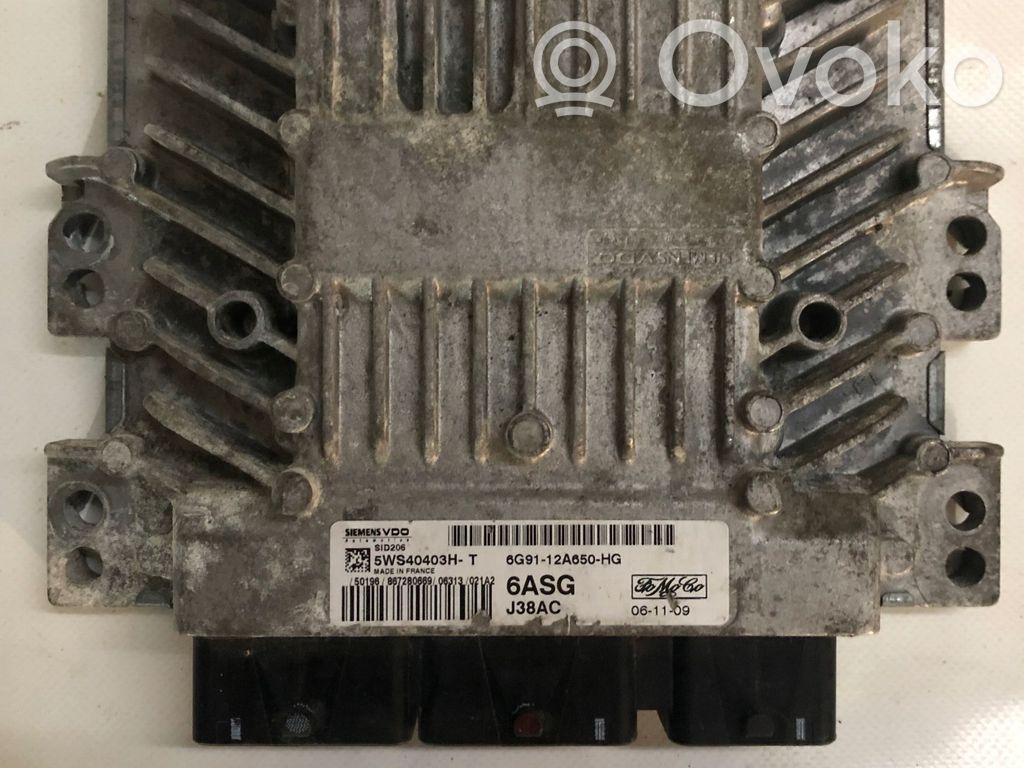 Ford Focus Engine control unit/module 