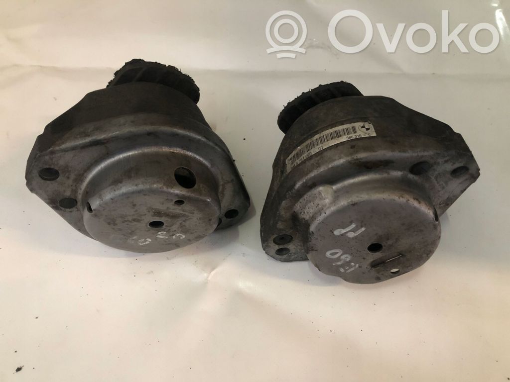 BMW 5 E60 E61 Engine mount bracket 