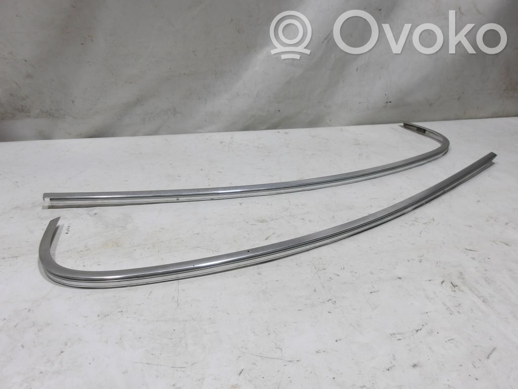 BMW 5 E60 E61 Listón embellecedor de la ventana de la puerta trasera 