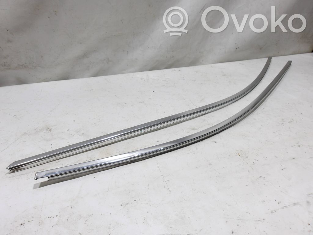 BMW 5 E60 E61 Listón embellecedor de la ventana de la puerta delantera 
