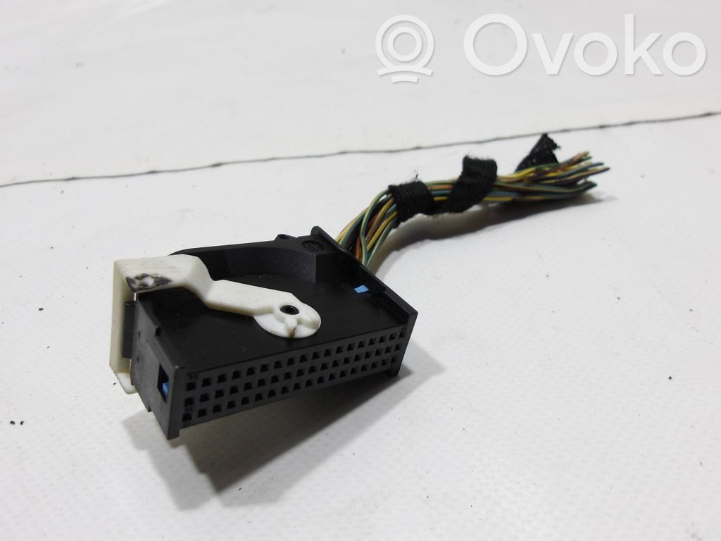 BMW X5 E53 Other engine bay part 