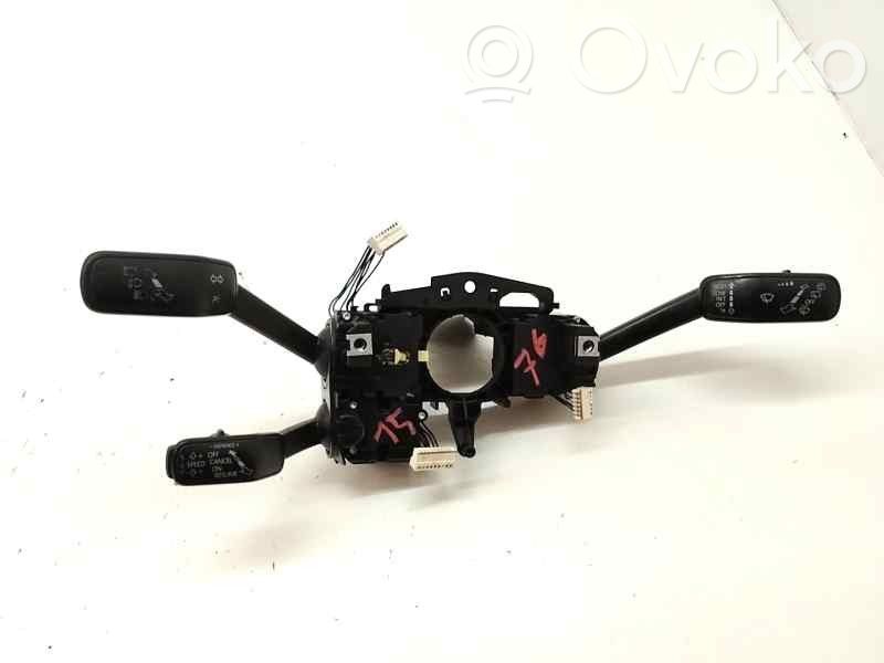Interruptor de control multifunción   5Q0953507HB
