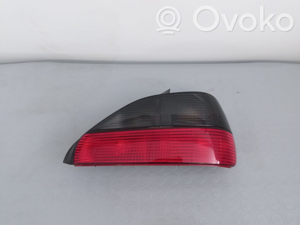 Peugeot 306 Luz trasera/de freno 