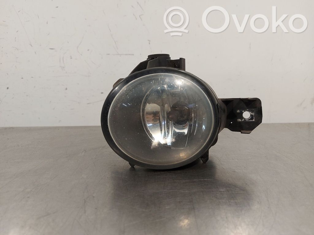 Luz de niebla delantera   6317692465504