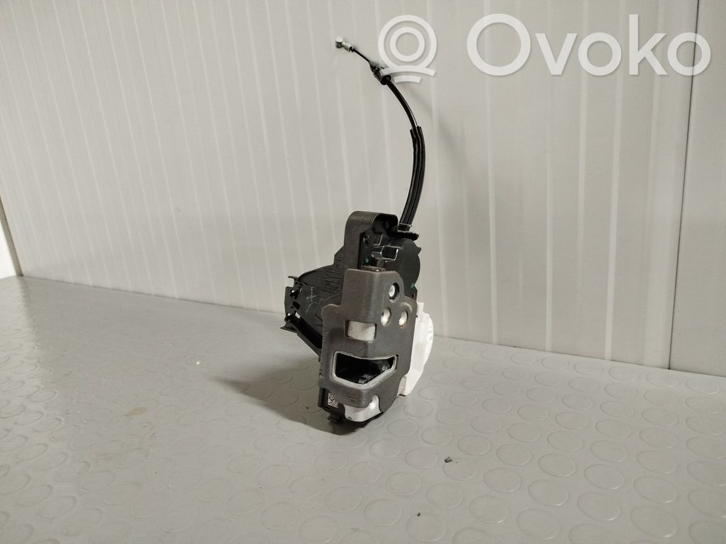 Ford Focus Front door lock 