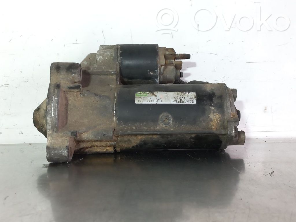 Starteris   D7R11