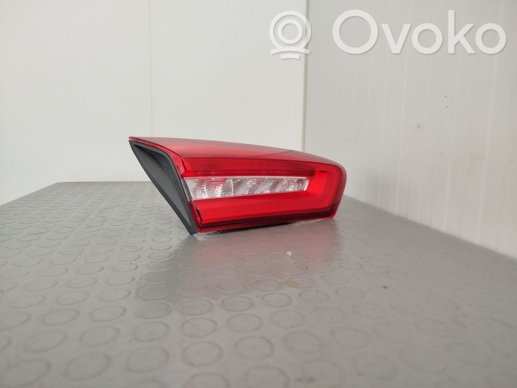 Ford Focus Tailgate rear/tail lights 