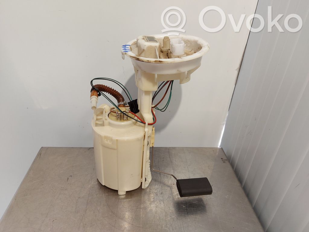 Bomba interna de combustible   10652409