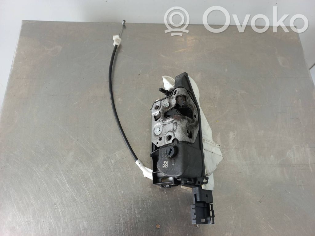 Citroen C3 Priekšpusē slēdzene 