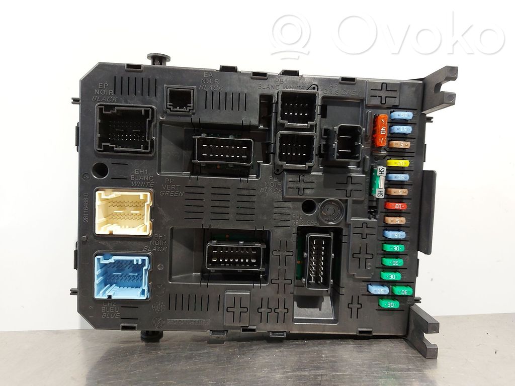 Citroen C4 I Fuse module 