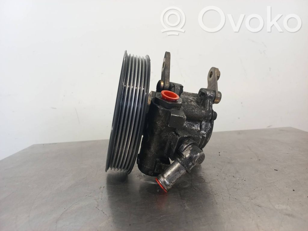 BMW 3 E36 Power steering pump 