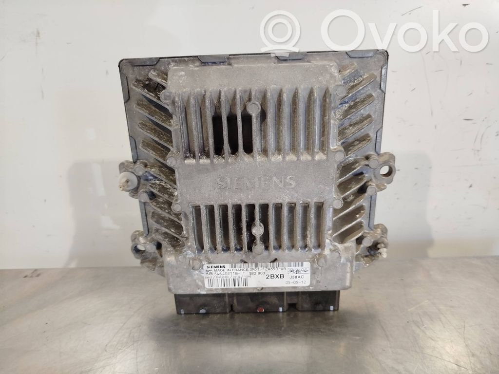 Unidad de control/módulo del motor   3M5112A650AB