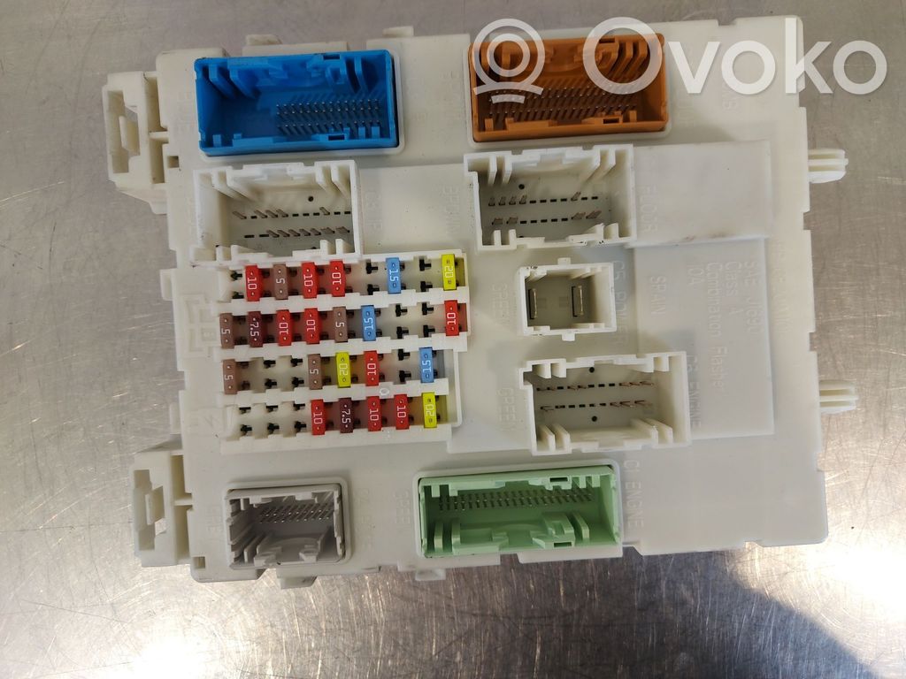 Volvo V40 Fuse module 