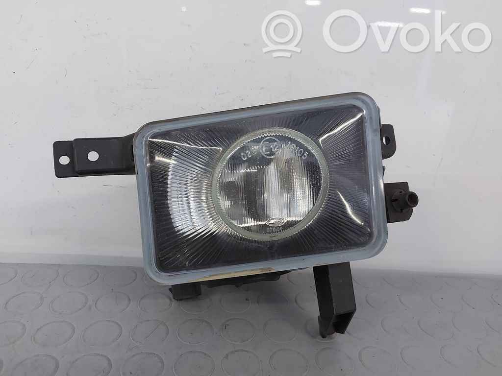 Opel Corsa C Etusumuvalo 