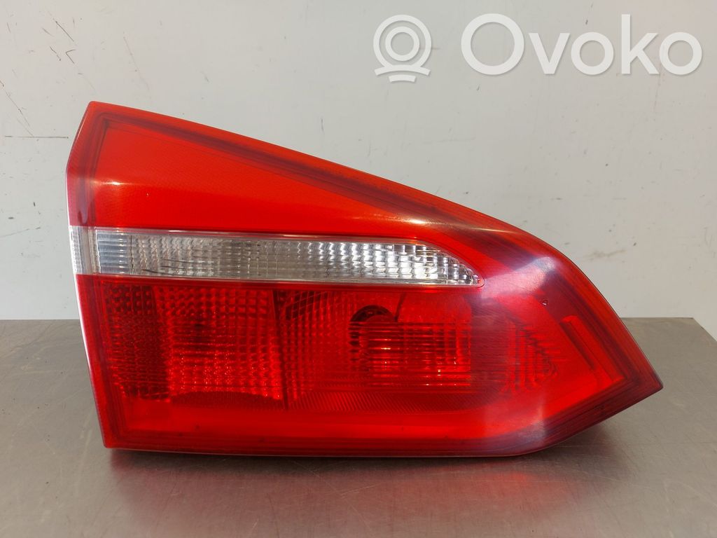 Ford Focus Tailgate rear/tail lights 