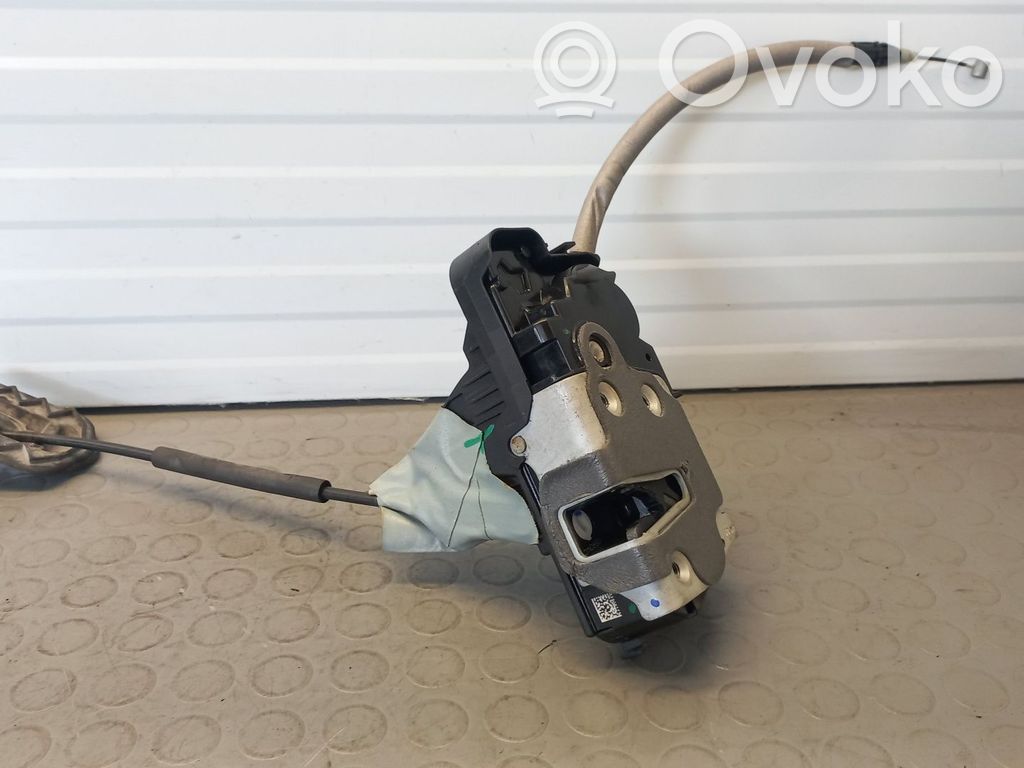Ford Focus Aizmugurē slēdzene 
