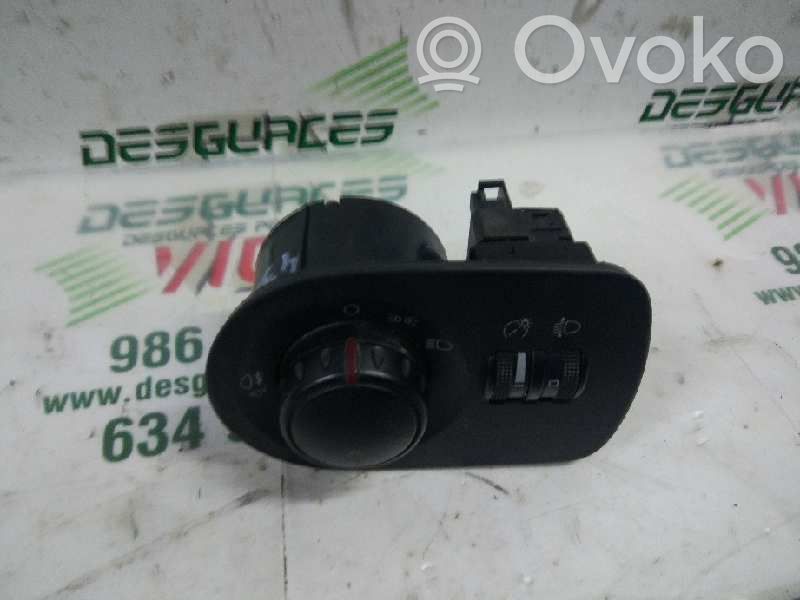 Seat Leon (1P) Interruptor de control del panel de luces 