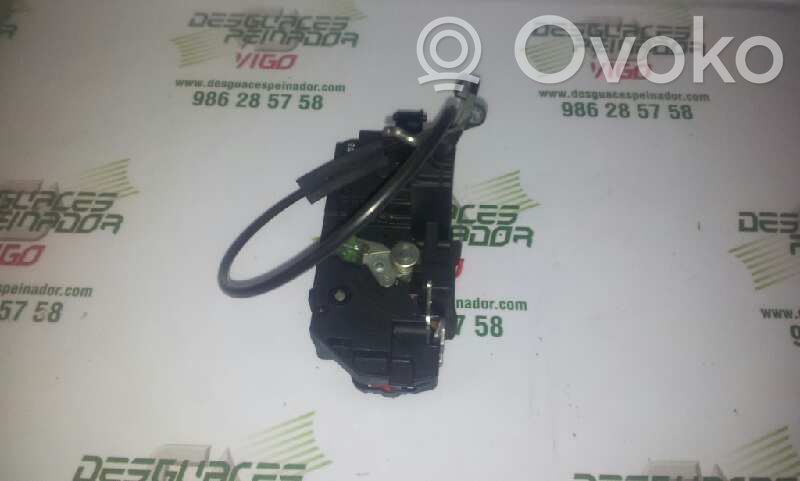 Opel Astra G Zamek drzwi tylnych 