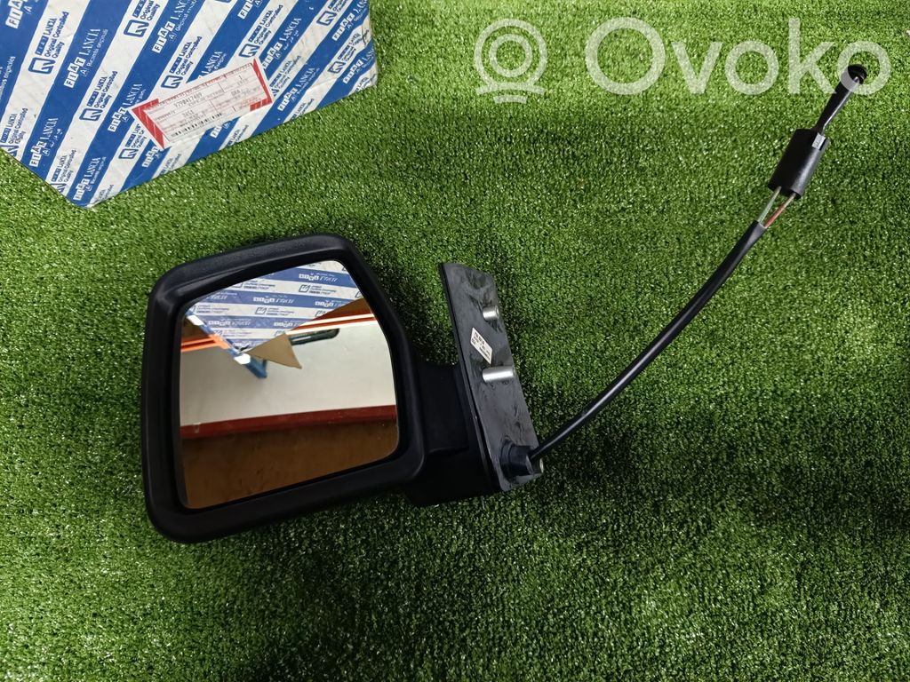 Lado de la carrocería   9790417489,37197