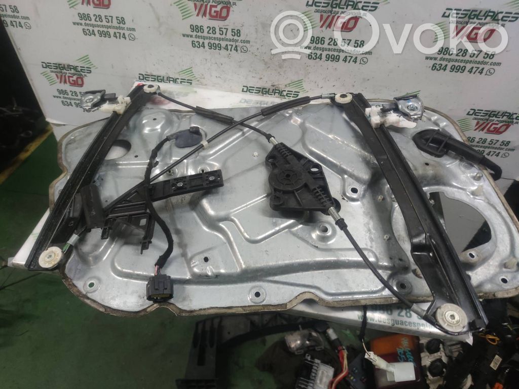 Alfa Romeo 159 priekšējo durvju stikls (četrdurvju mašīnai) 
