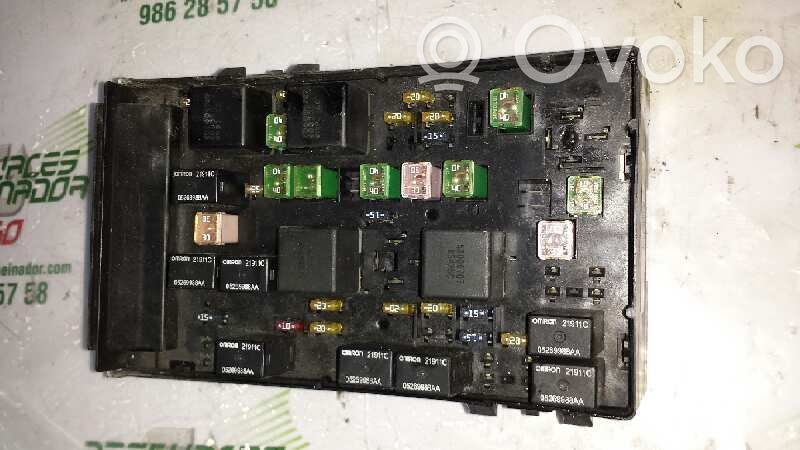 Chrysler Voyager Fuse box set 