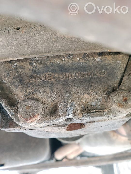 Mercedes-Benz 190 W201 Tylny mechanizm różnicowy 