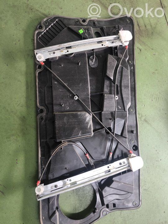 Ford Fiesta Geam ușă față patru uși