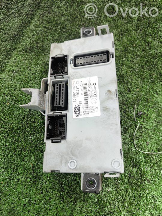 Alfa Romeo 147 Module de commande de frein à main