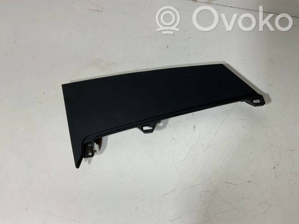 Lexus UX Dashboard trim 