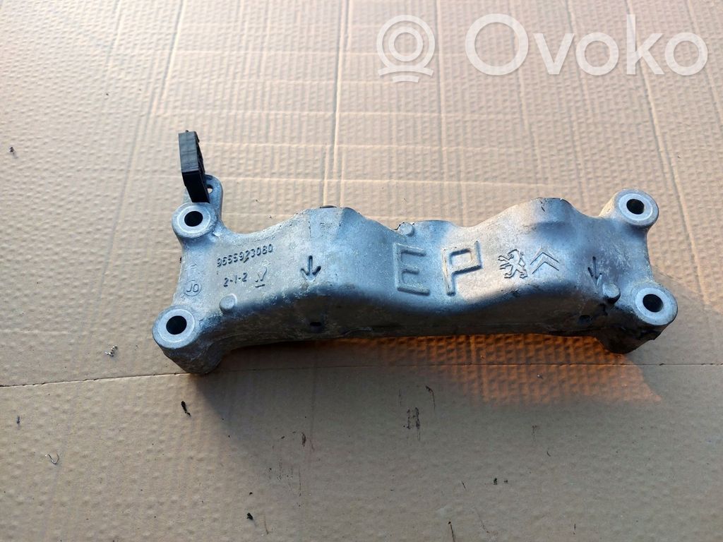 Engine mount bracket   9655923080,CITROENC4II,CITROENDS4,16VTI