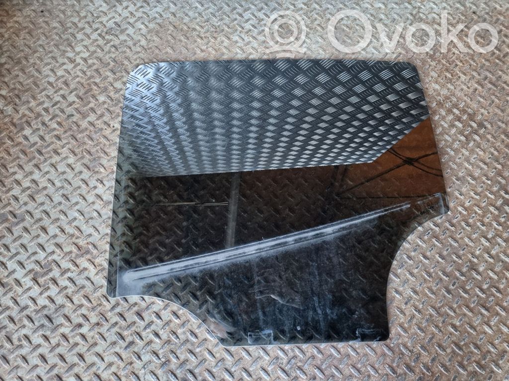 Opel Mokka Luna de la puerta trasera 