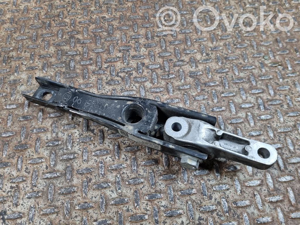 Audi A3 S3 8V Gearbox mounting bracket 