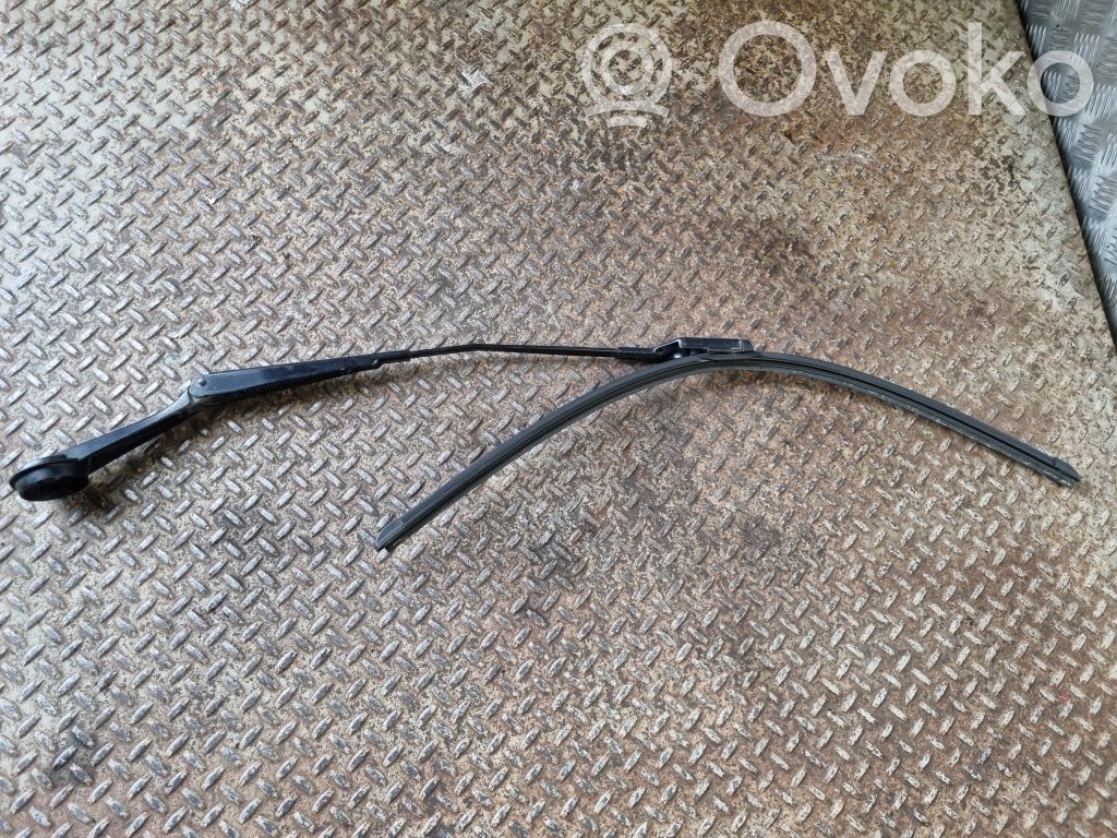 Ford Focus Windshield/front glass wiper blade 