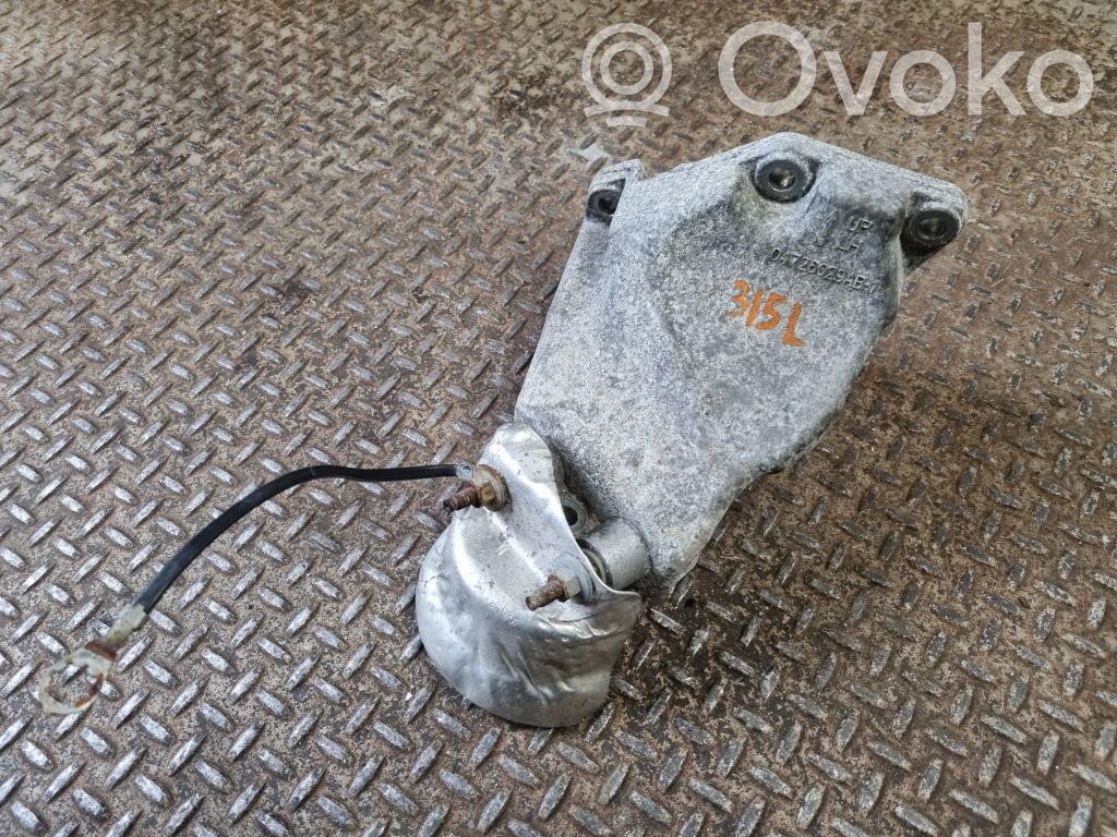 Dodge Challenger Engine mounting bracket 