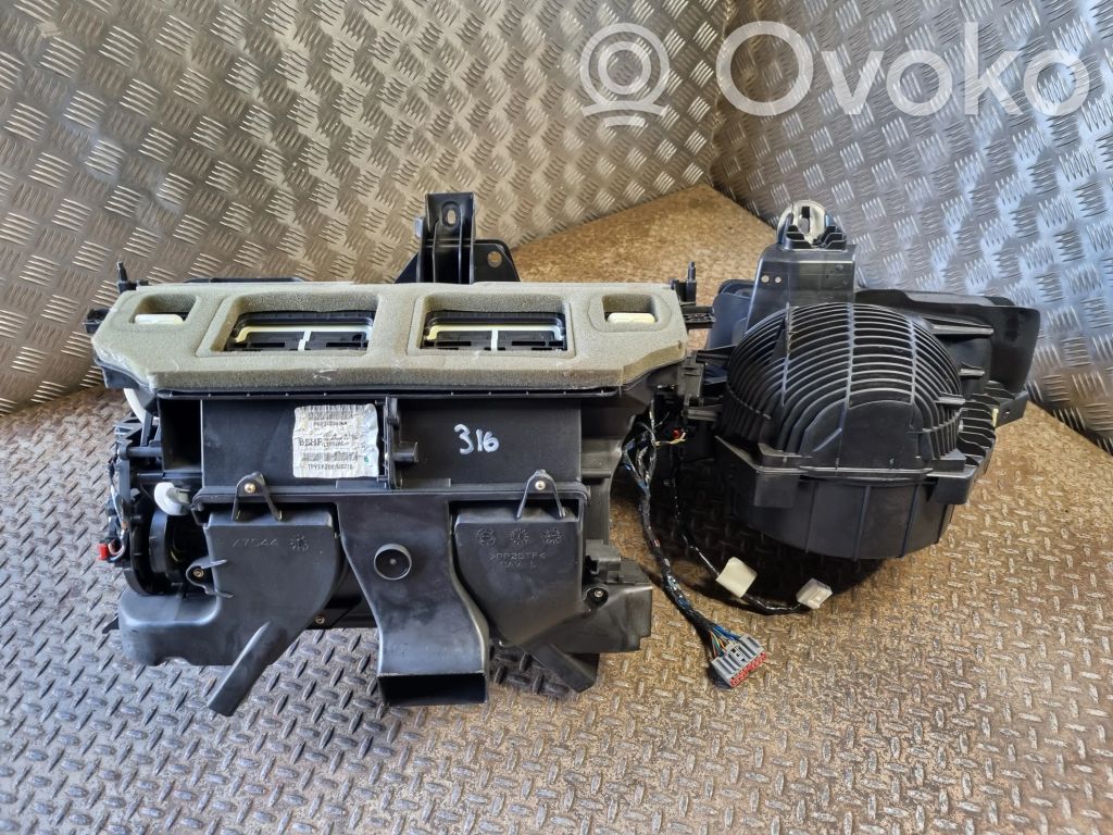 Dodge Charger Salono oro mazgo komplektas 
