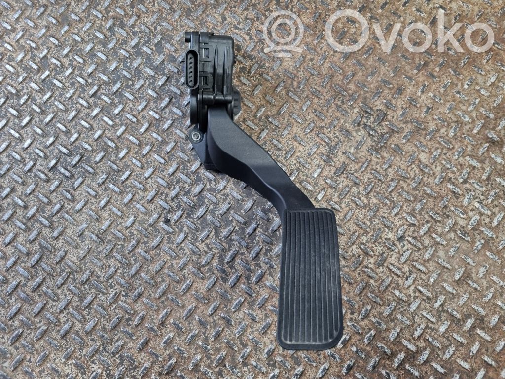 Cadillac Escalade Accelerator throttle pedal 