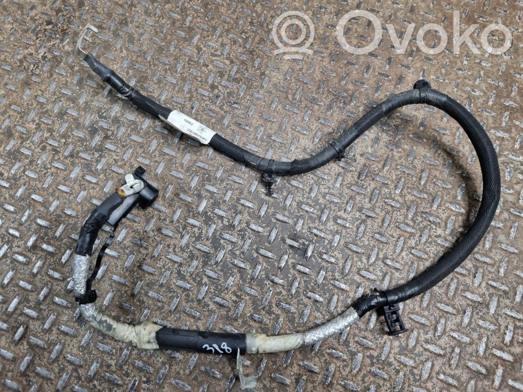 Chrysler Pacifica Positive cable (battery) 