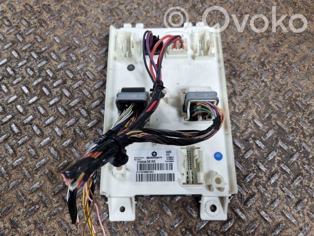 Dodge Challenger Module confort 