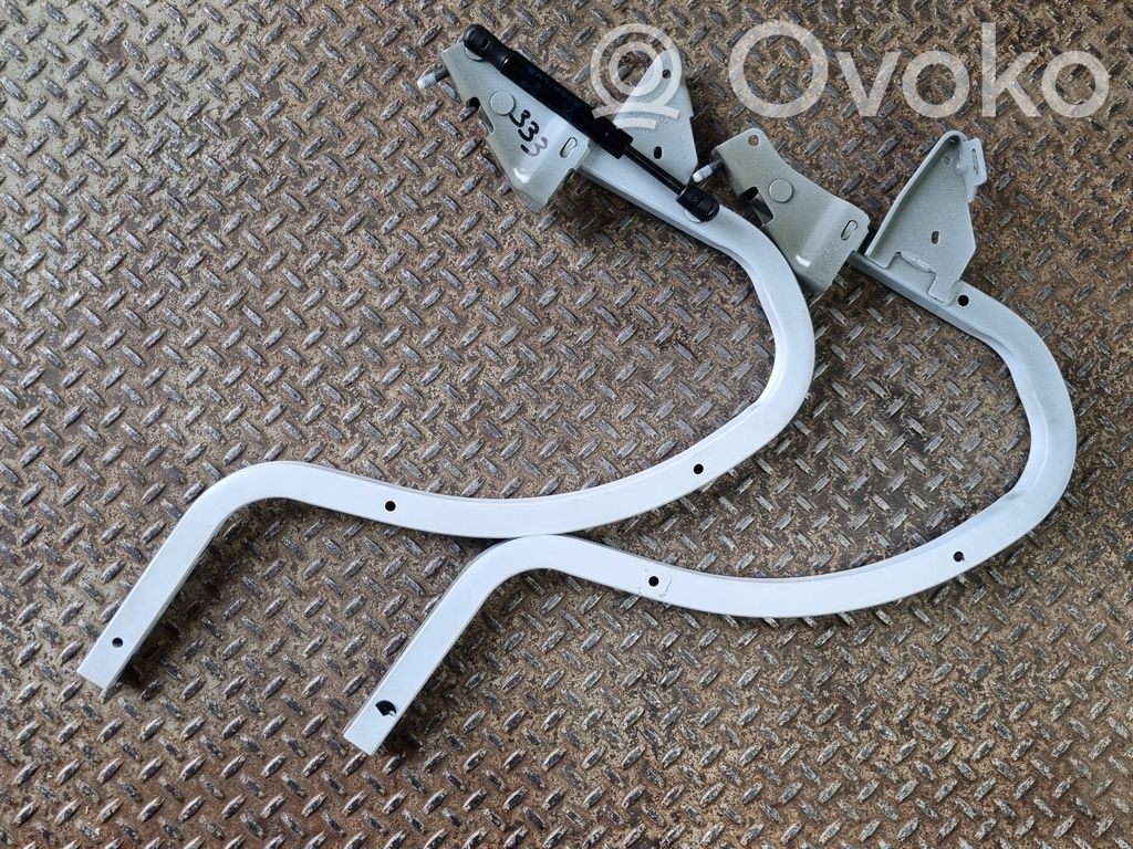Tailgate/trunk/boot hinge   04589871AC