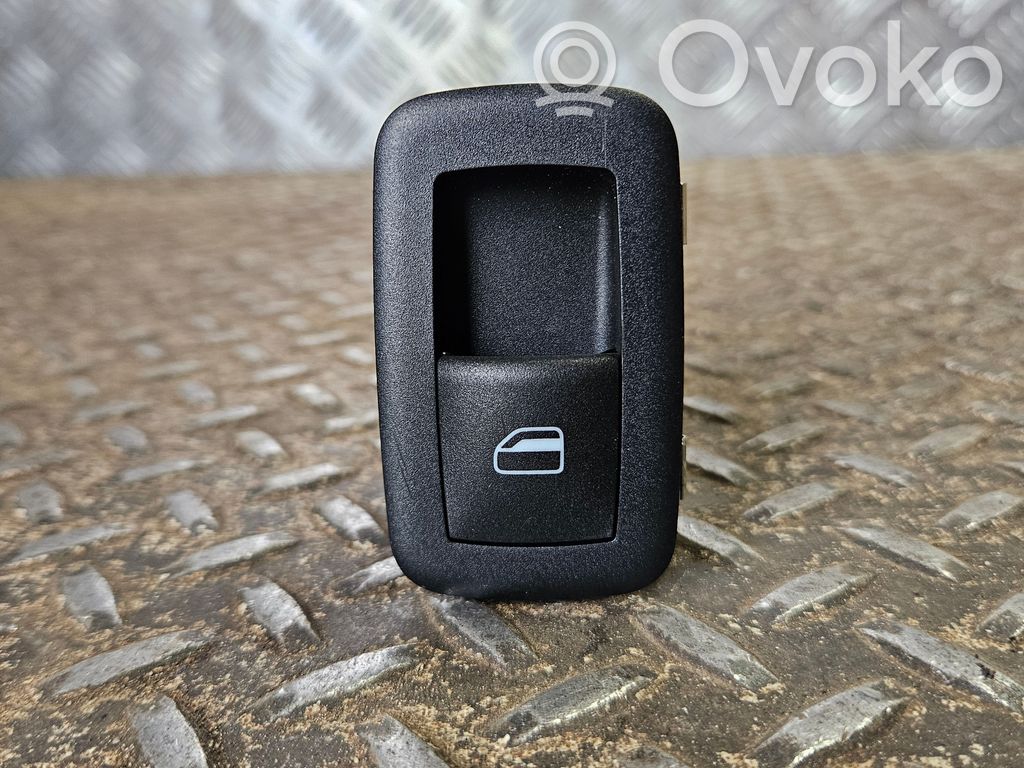 Ram 1500 Electric window control switch 