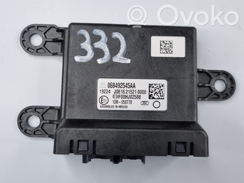 Gateway control module   068492545AA