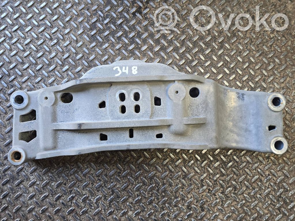 Dodge Challenger Gearbox mounting bracket 